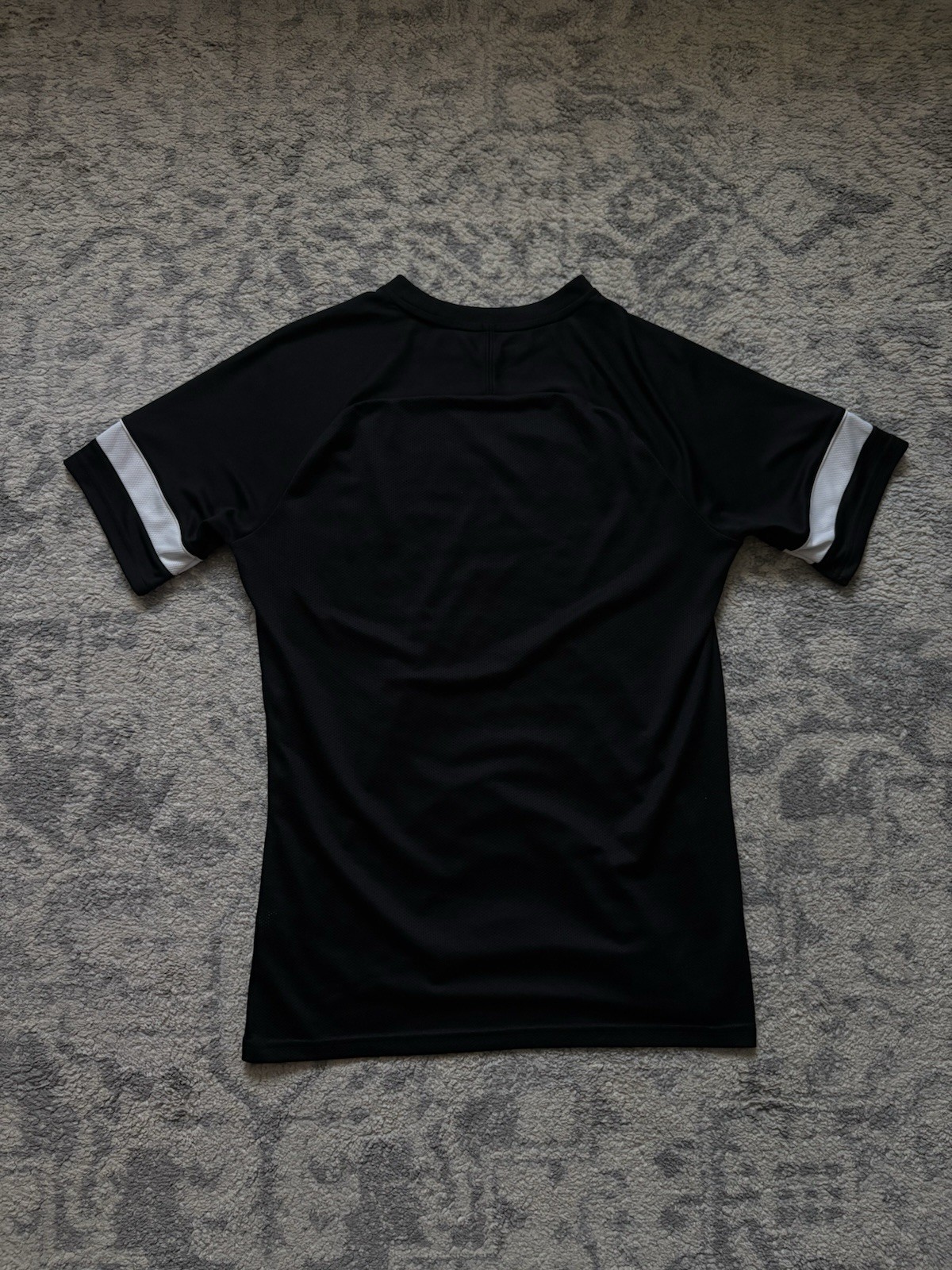 Nike Shirt Men’s medium Black Jersey Training Athletics Soccer Jersey gallery