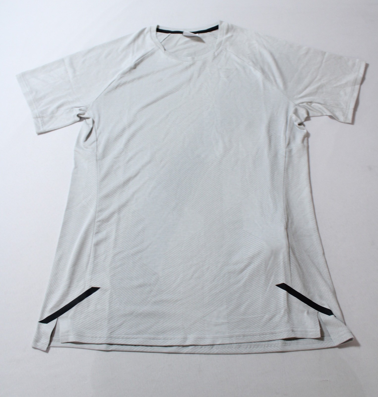 Gymshark Men's Slim Fit Lightweight Apex T-Shirt DM3 Light Gray Small NWT gallery
