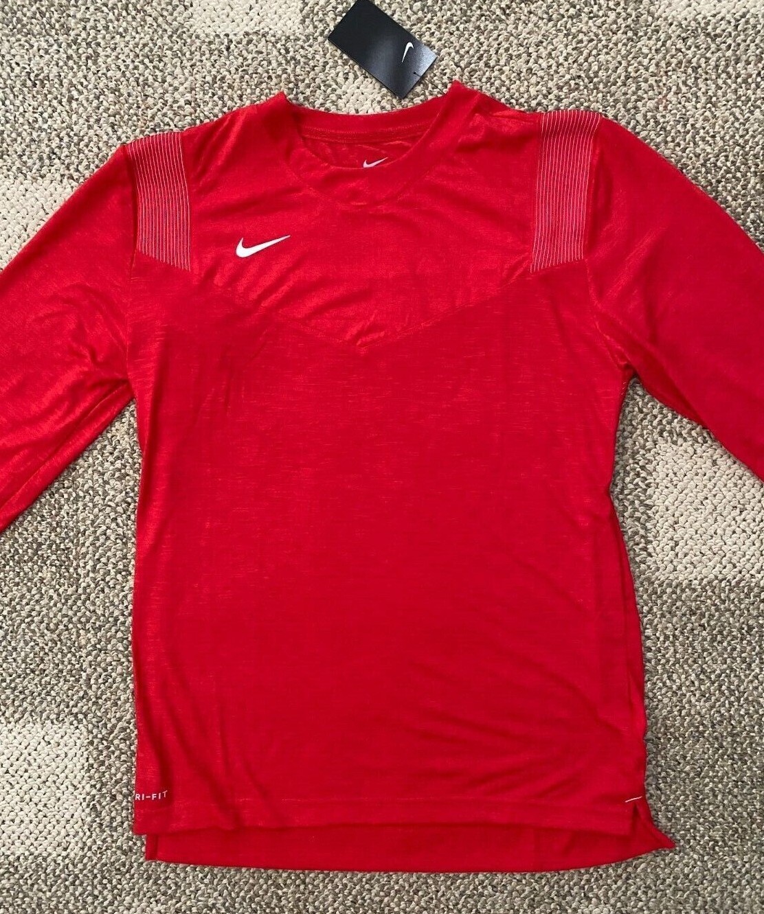 Mens Nike Dri-FIT Team Player Long Sleeve Shirt Red Size Small CW3539-657 gallery