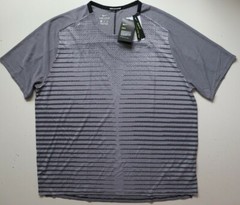 NIKE TECHKNIT FUTURE FAST DRI FIT RUNNING SHORT SLEEVE TOP CU6056-010 – MEN 2XL