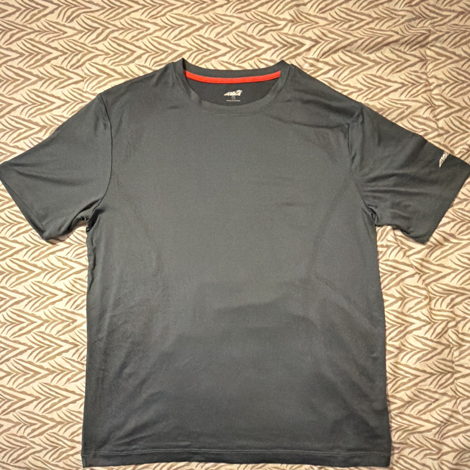 AVIA Men's Lightweight Polyester Logo Crew T-Shirt Gray Short Sleeve L gallery