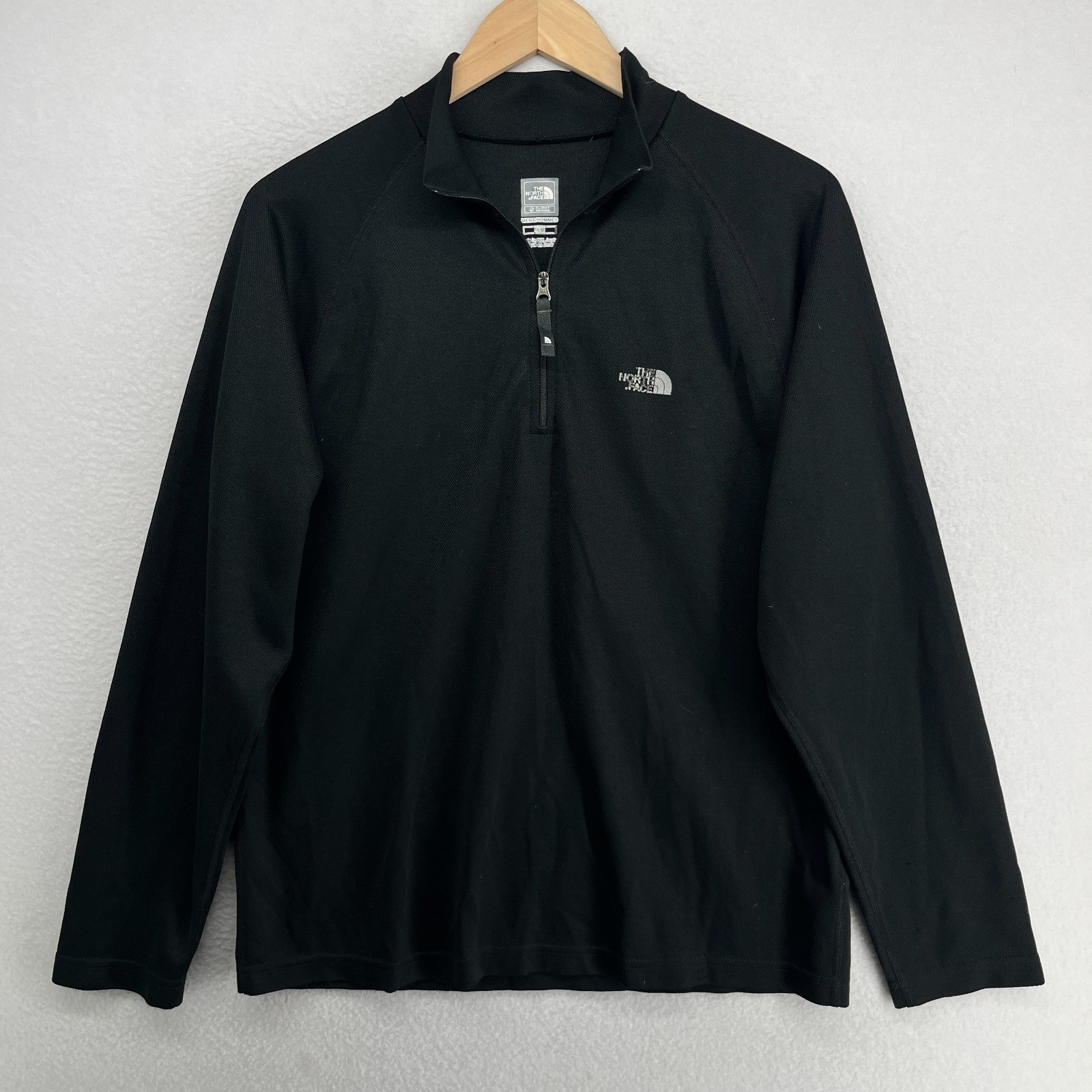 THE NORTH FACE Shirt Mens M Flight Series Performance Baselayer 1/4 Zip Black gallery