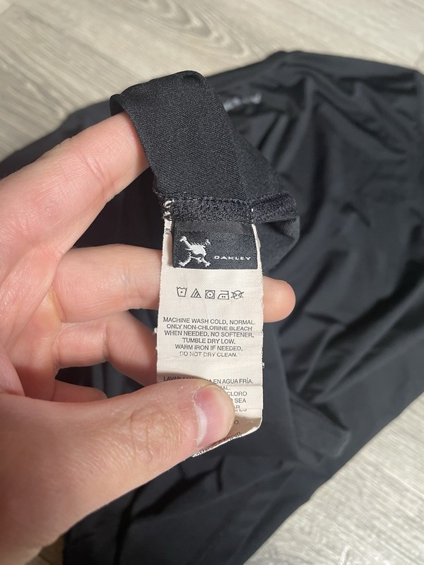OAKLEY SHIRT Men’s Size L Large Black Training Gym Tee Vapor Performance gallery