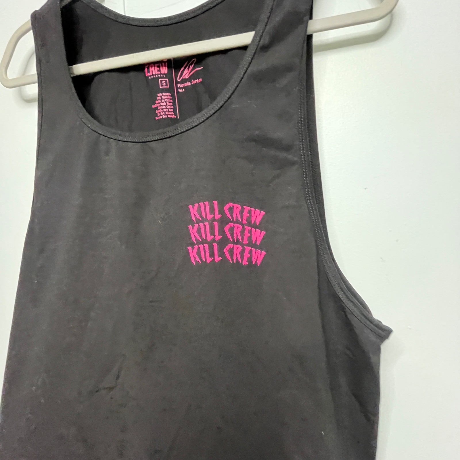 Kill Crew Porrada Series Vol 1 Tank Top Black Pink Wolf Graphic Mens Small gallery