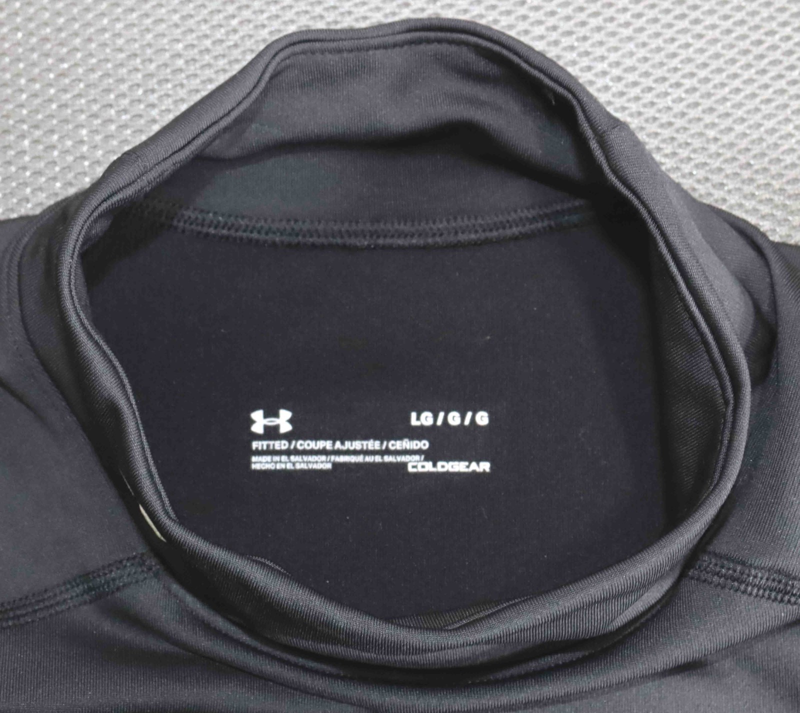 Under Armour ColdGear Black Fitted Mock Neck L/S Shirt 1366066 Mens Size Large gallery