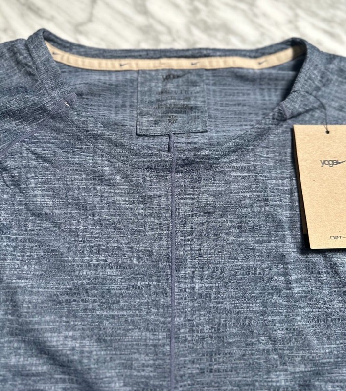 Nike YOGA Dri-Fit Long Sleeve Mens XL Thunder Blue Knit Stretch FB7775-437 NEW gallery