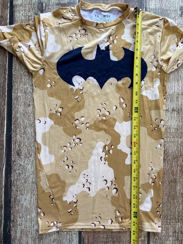 UNDER ARMOUR BATMAN CAMO ALTER EGO COMPRESSION SHIRT MENS MEDIUM EXCELLENT gallery