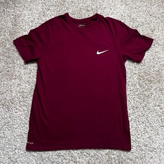Nike Shirt Mens Medium Maroon Dri Fit Logo Runner Gym Workout Casual Stretch Tee