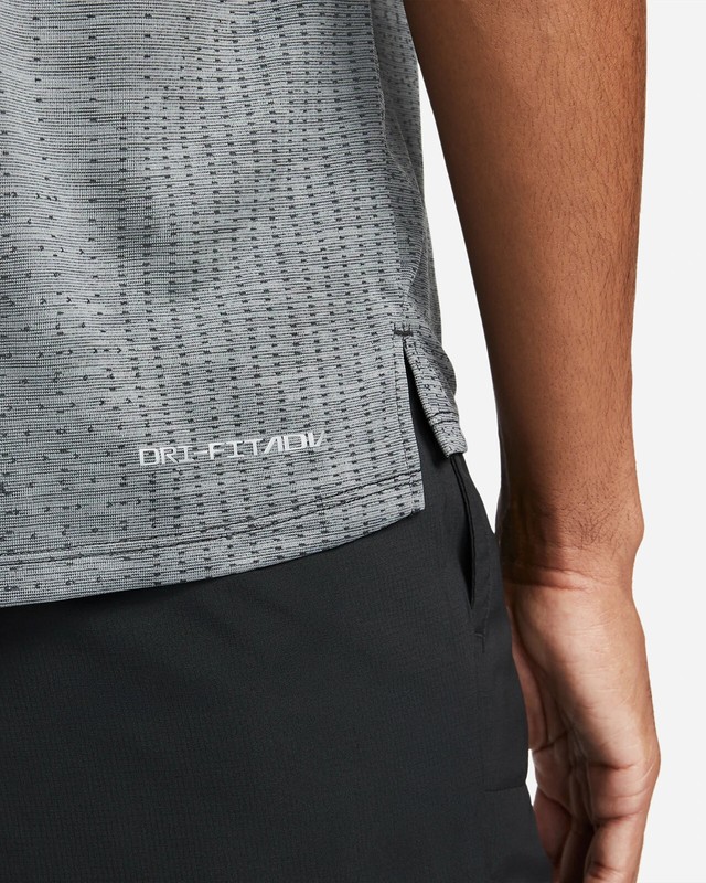 Nike Men's Core Dri-FIT ADV Techknit Short Sleeve Running Shirt DM4753-084 XXL gallery