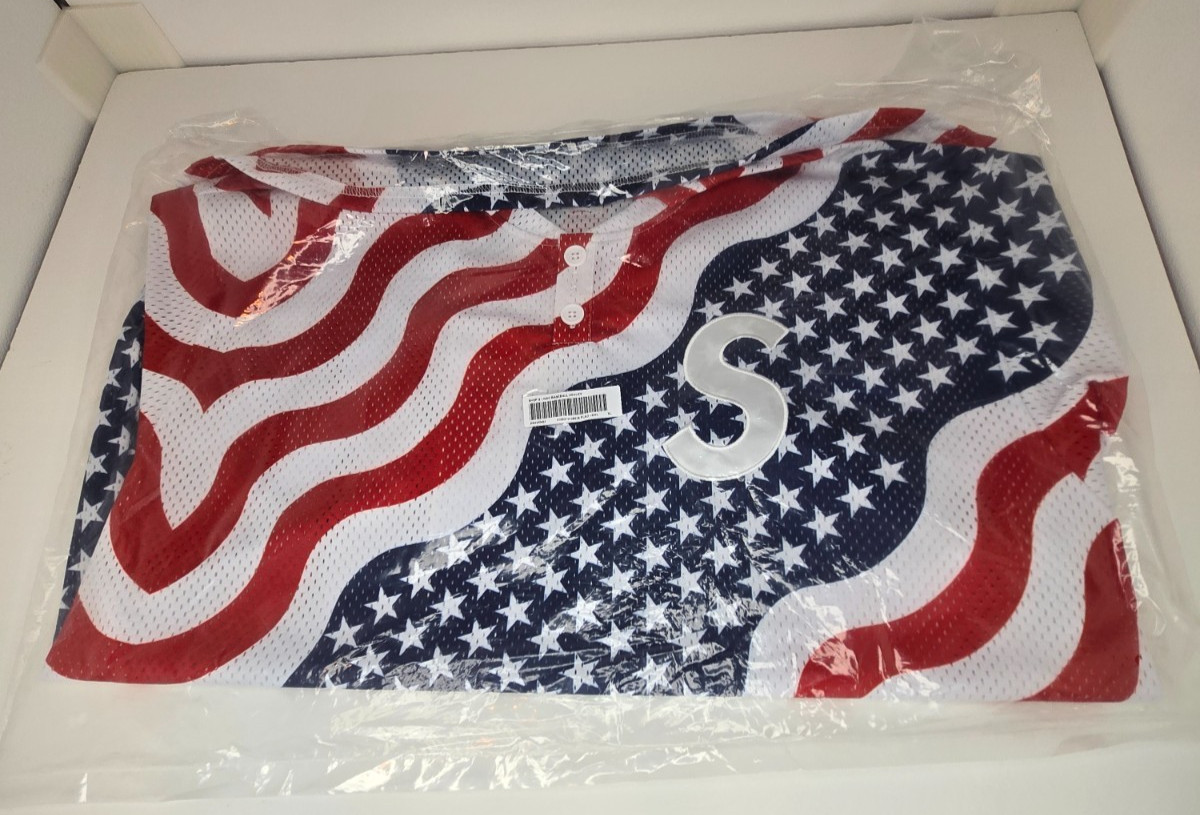 Supreme Shop S Logo Baseball Henley Flag New York SS26 Size XL Brand New Sealed gallery