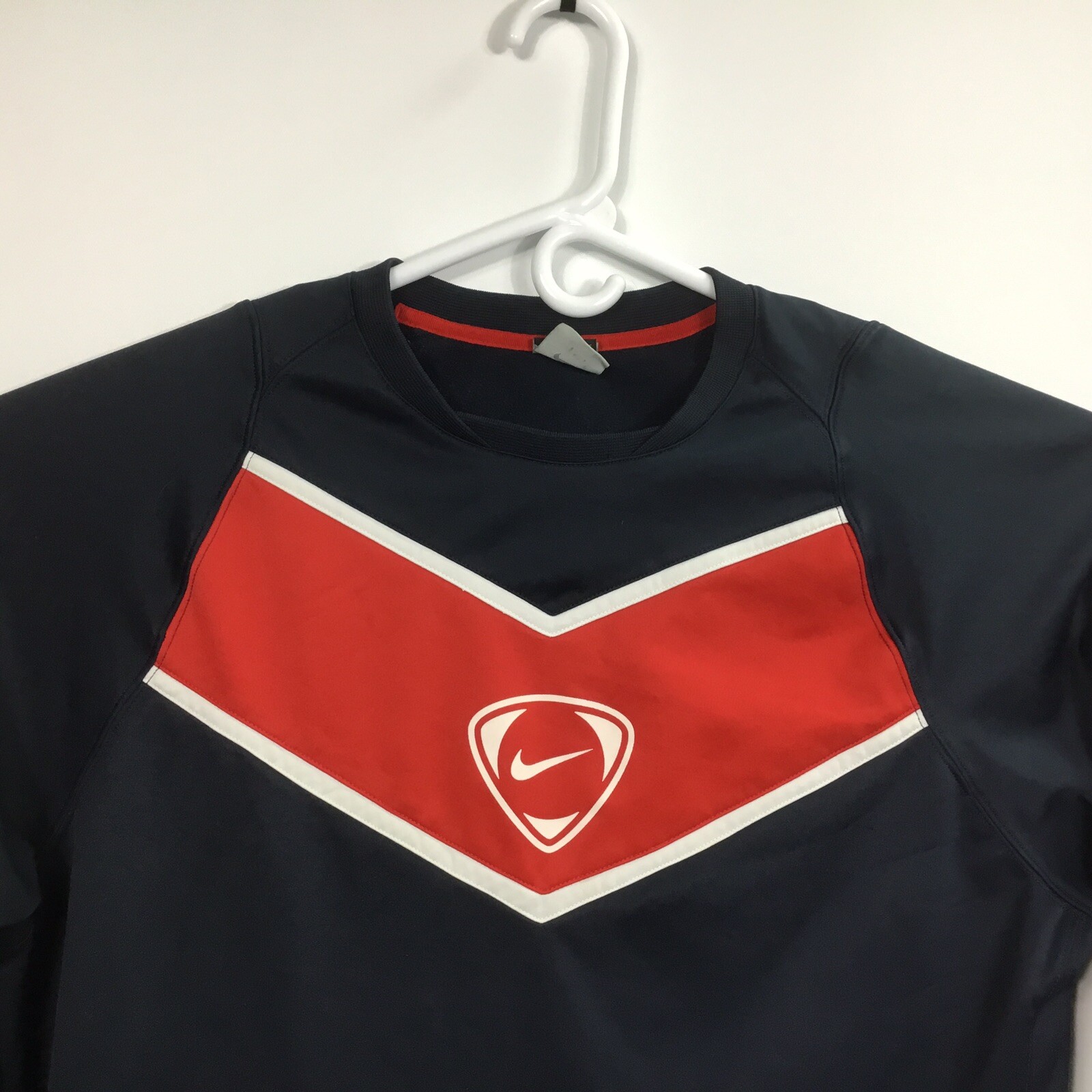 Nike Pullover Shirt Mens Sz XXL Navy Blue Red Logo Crew Neck Long Sleeve Sports gallery