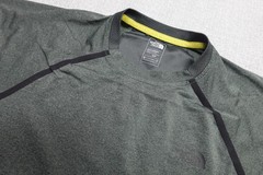 The North Face FlashDry-XD Shirt Mens Small Green Running Workout Tee Athletic