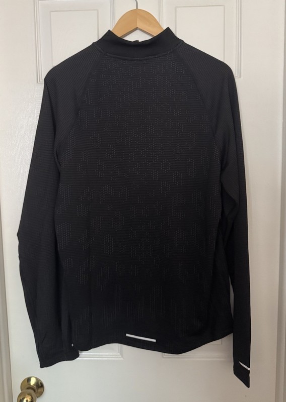 Nike Men’s Small Pinnacle Running Division 1/2 Zip Shirt Black FZ1121-010 gallery