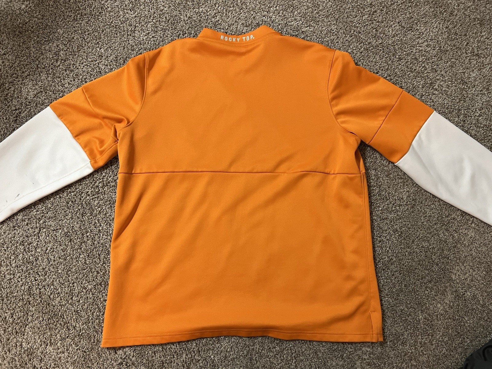 Nike Dri-FIT Tennessee Volunteers Men’s L Long Sleeve 1/4 Zip Pullover Orange gallery