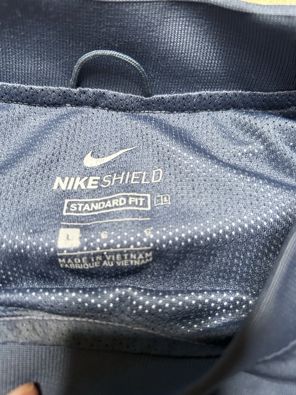 Nike Shield Victory Golf Crew Pullover In Diffused Blue Size L gallery