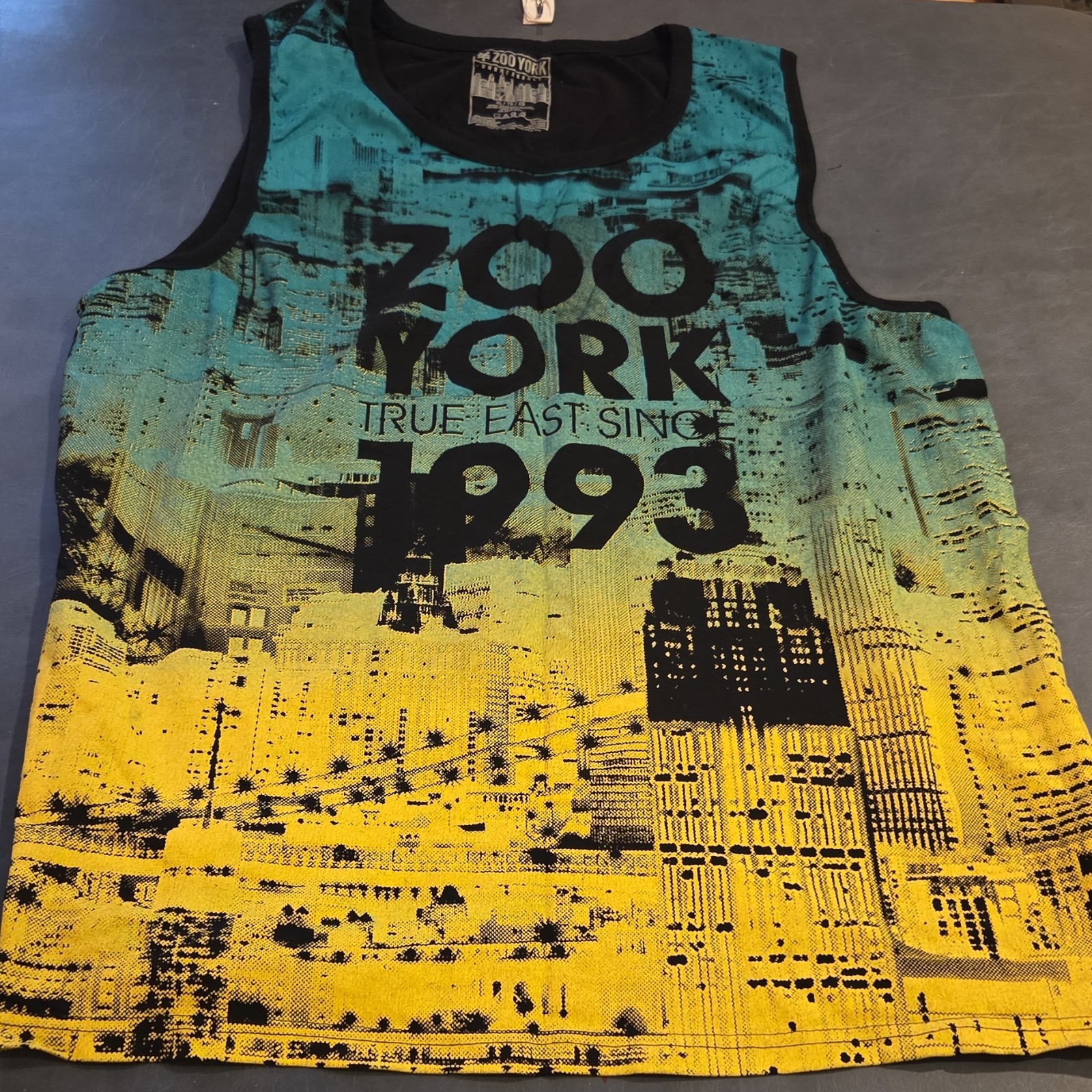 Zoo York XL Blue Yellow Tank Top Unbreakable Graphic Men's gallery