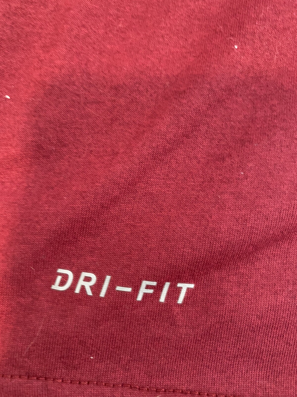 Nike Dry Fit Mens Medium T Shirt - Burgundy Red - Great Buy👍 gallery