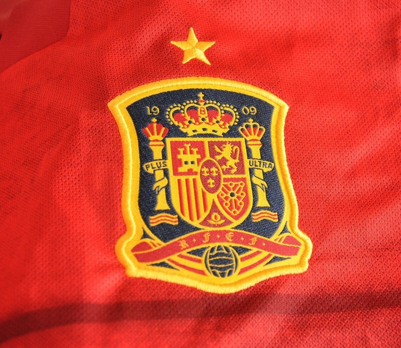 Adidas Spain Soccer Jersey Men's Size L 2020-21 Long Sleeve Espana Futbol gallery