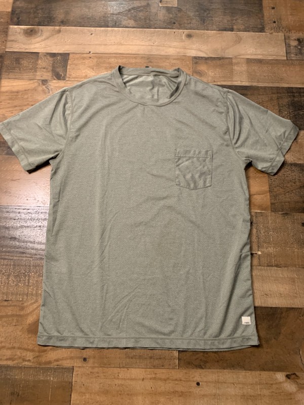 Vuori Tradewind Performance Tee 2.0 Mens Large Gray Training Gym Running gallery
