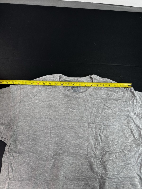 Fruit Of The Loom Mens T-Shirt Size Large Gray Short Sleeve NEW gallery