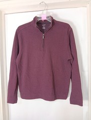 Large Van Heusen Never Tuck Men’s Classic Fit Pull Over 1/4 Zip Size S