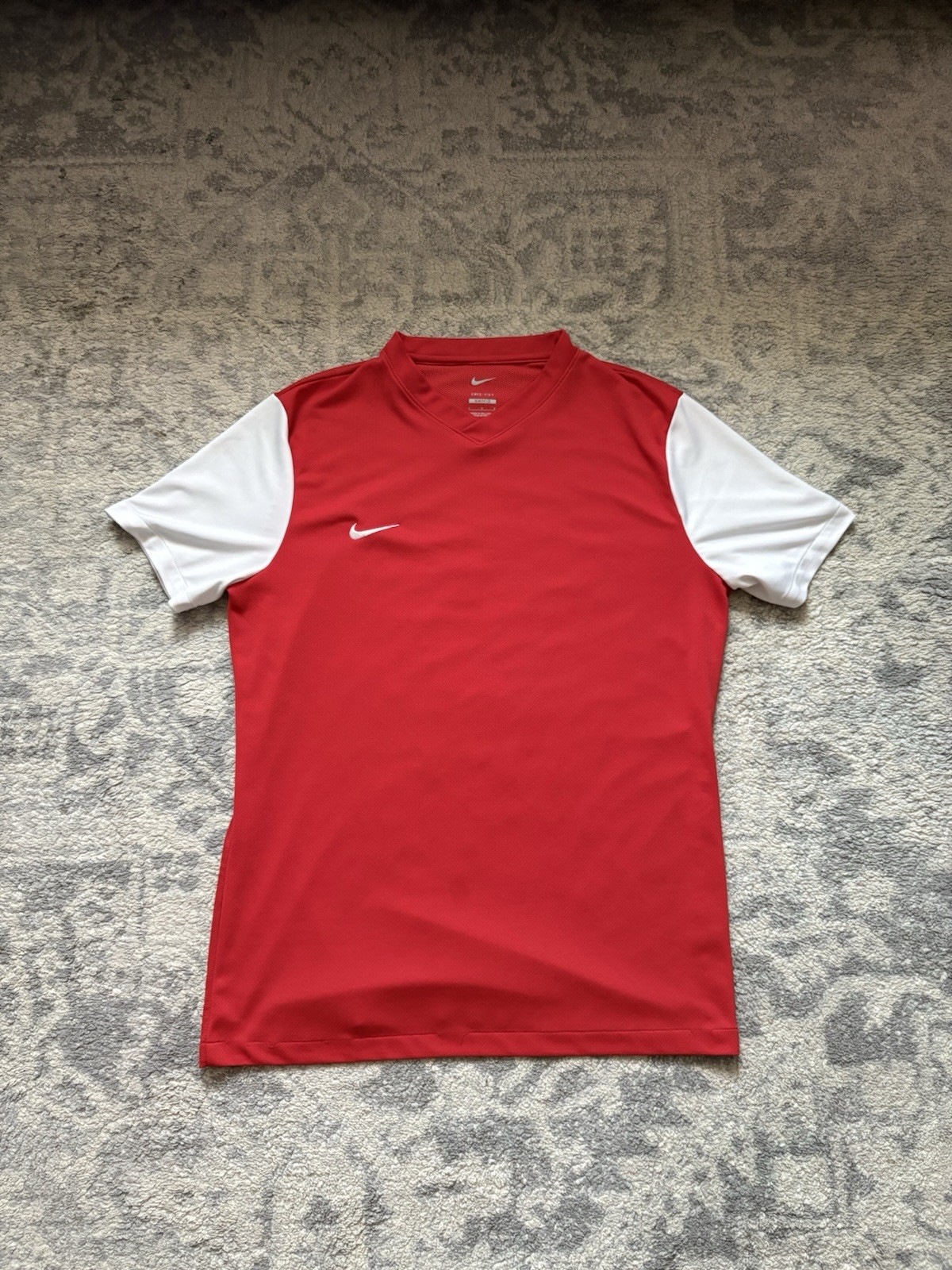 Nike Men’s Médium Red/White Jersey Training Athletic Soccer Casual Men’s Large gallery