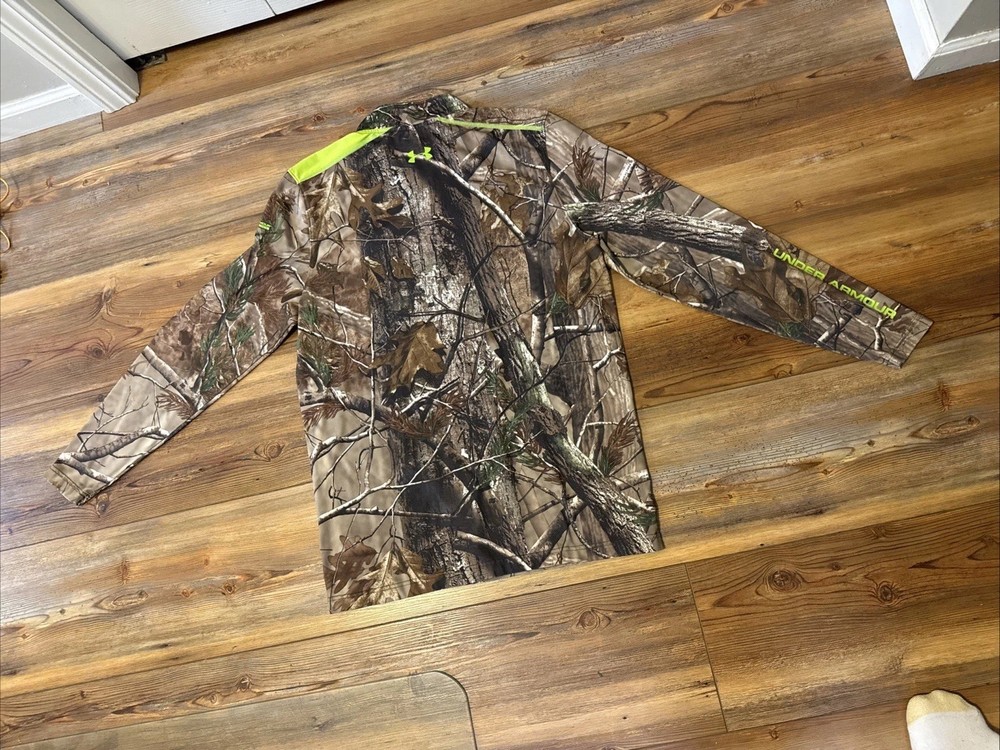 Under Armour Mens Fitted L Pullover Long Sleeve Shirt Realtree Camo 1/4 Zip