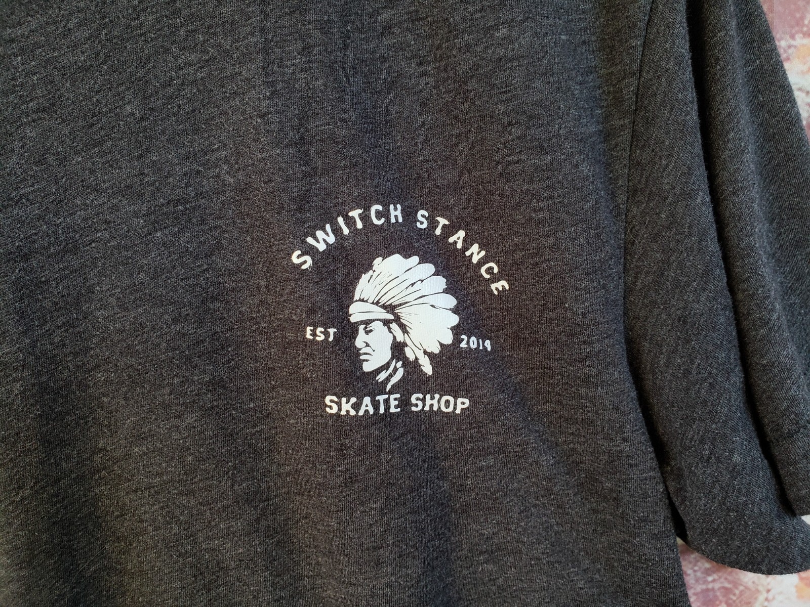 🔥 Switch Stance Skate Shop Rock Island IL Skateboarding Shirt Men's Medium Slim gallery