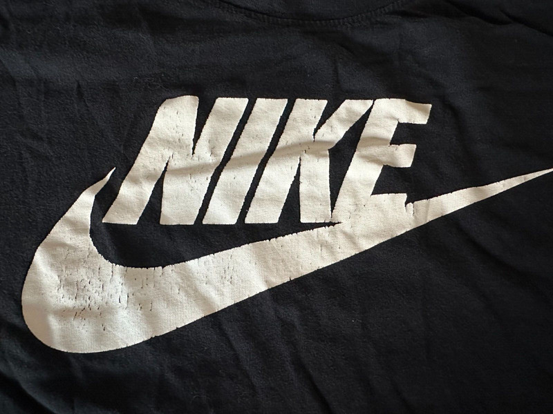 Nike Men's T-Shirt Logo Swoosh Athletic Active Short Sleeve Shirt Double Stitch gallery