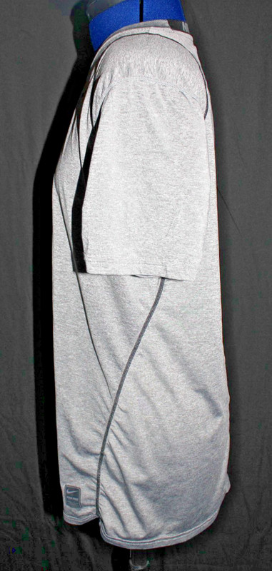 Nike Pro Vented Fitted Dri-FIT Training Shirt 703104-091 Mens Size M gallery