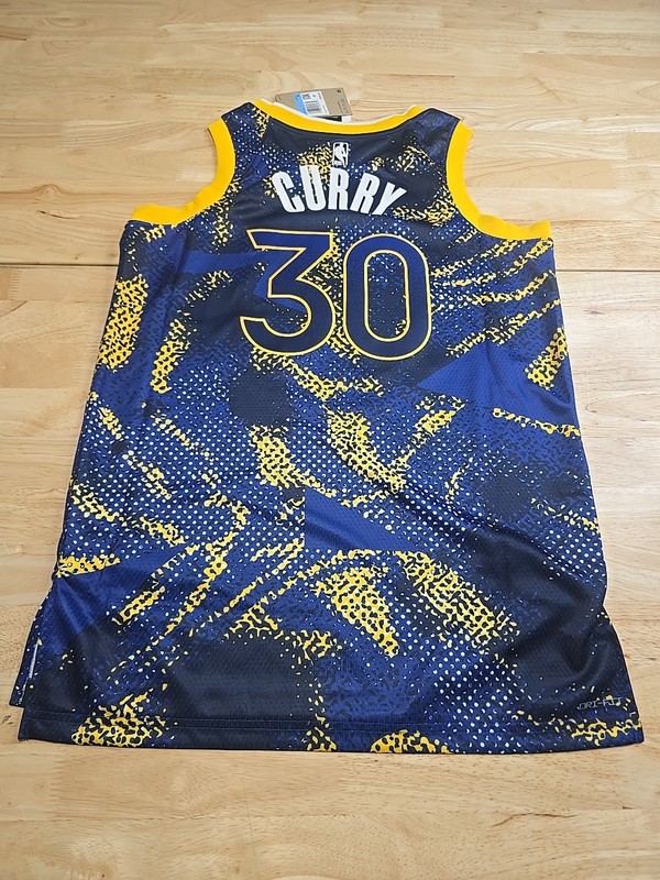 Nike GSW Stephen Curry 25/26 Select Series Swingman Jersey Size Medium Men Blue gallery