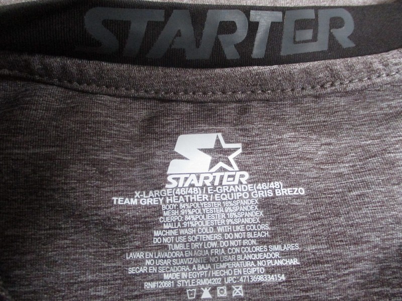 Men’s Starter performance long-sleeved shirt XL (84% polyester 16% spandex) gallery