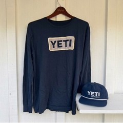 Yeti Screened Logo Blue Mens shirt sz XL and Hat