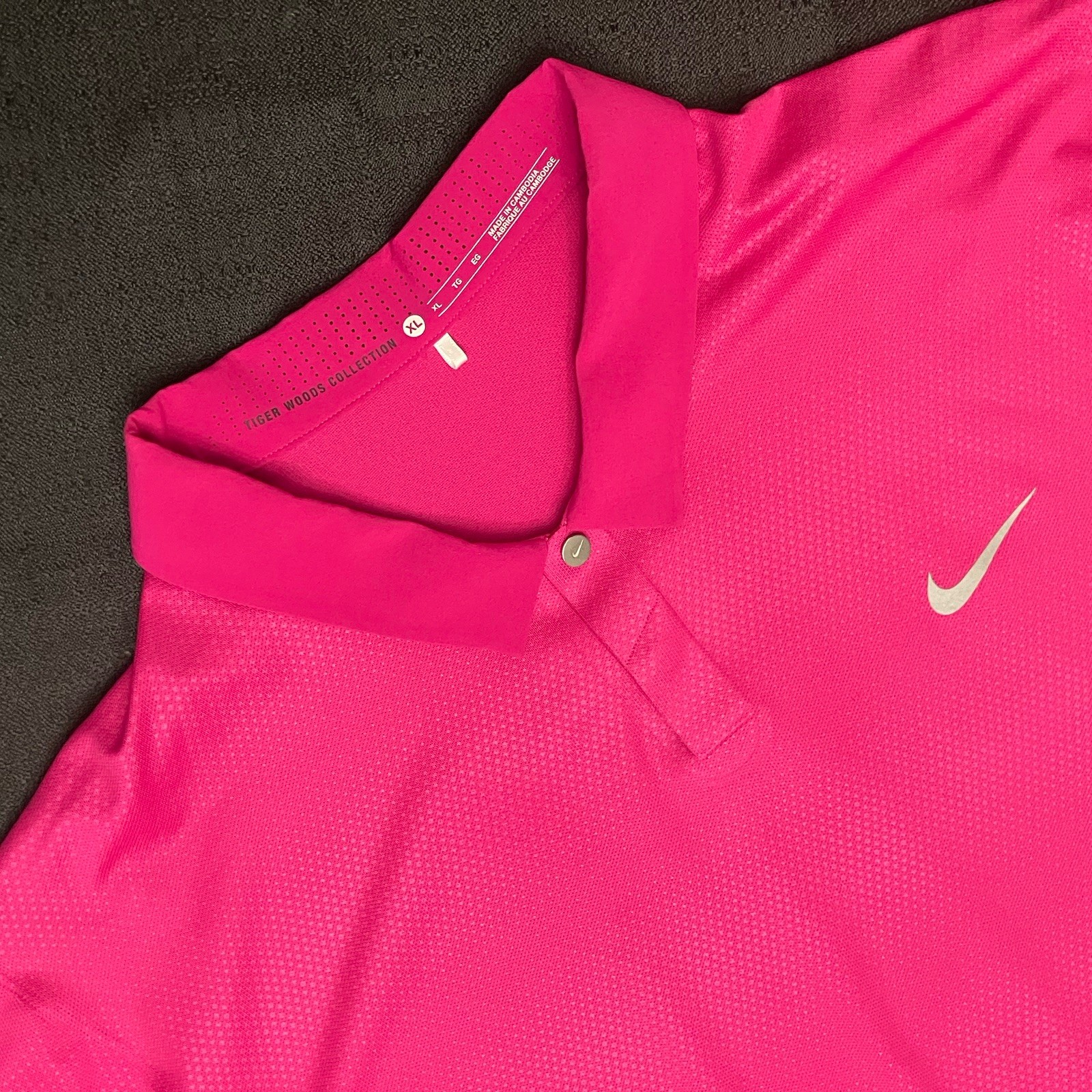 Nike Golf Tiger Woods Velocity Max Embossed Polo 639824 602 Fire Berry Sz XL gallery