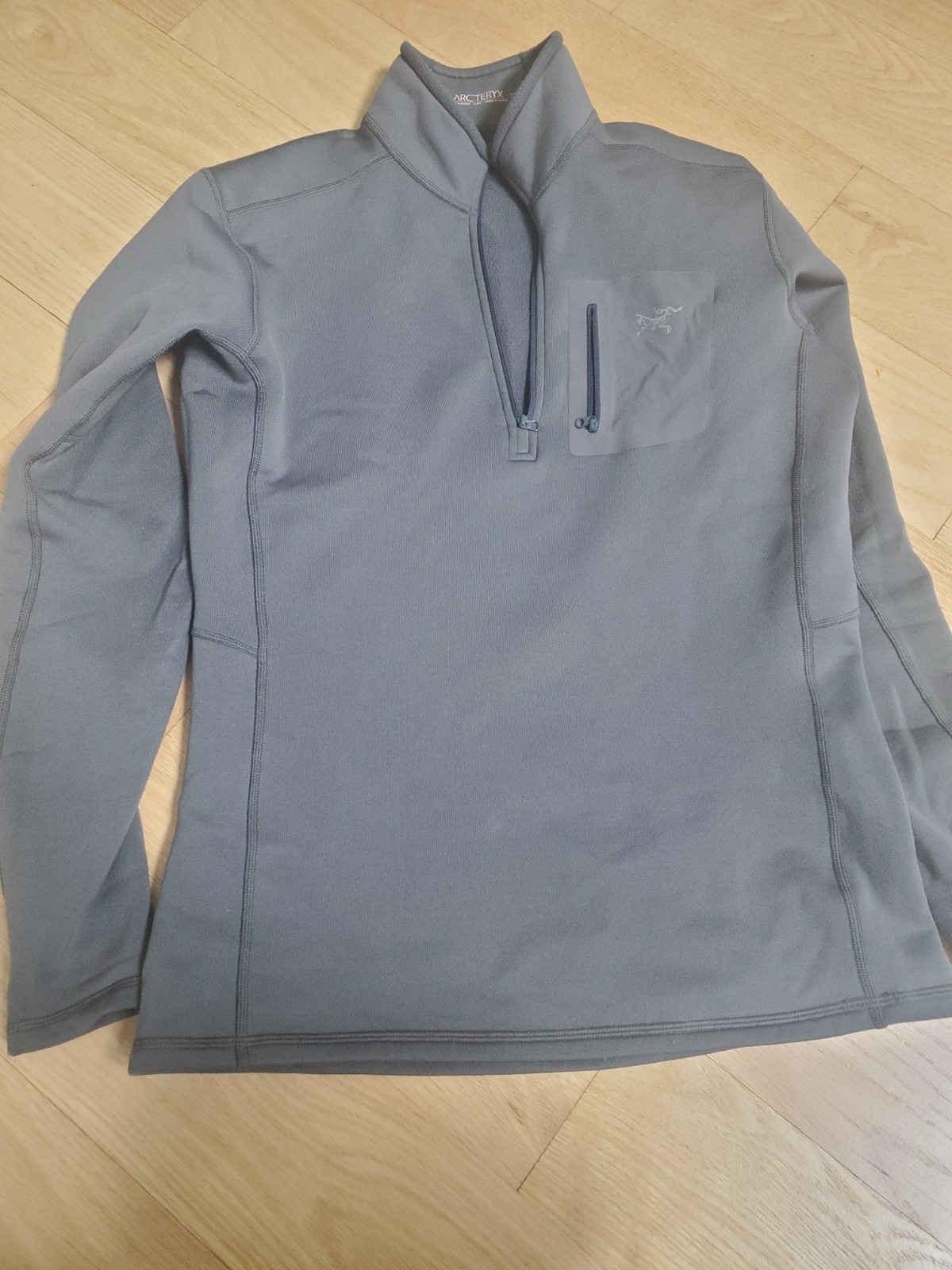Arc'teryx Men's Gray Rho Ar Zip Neck Quarter-Zip Fleece Pullover Medium gallery