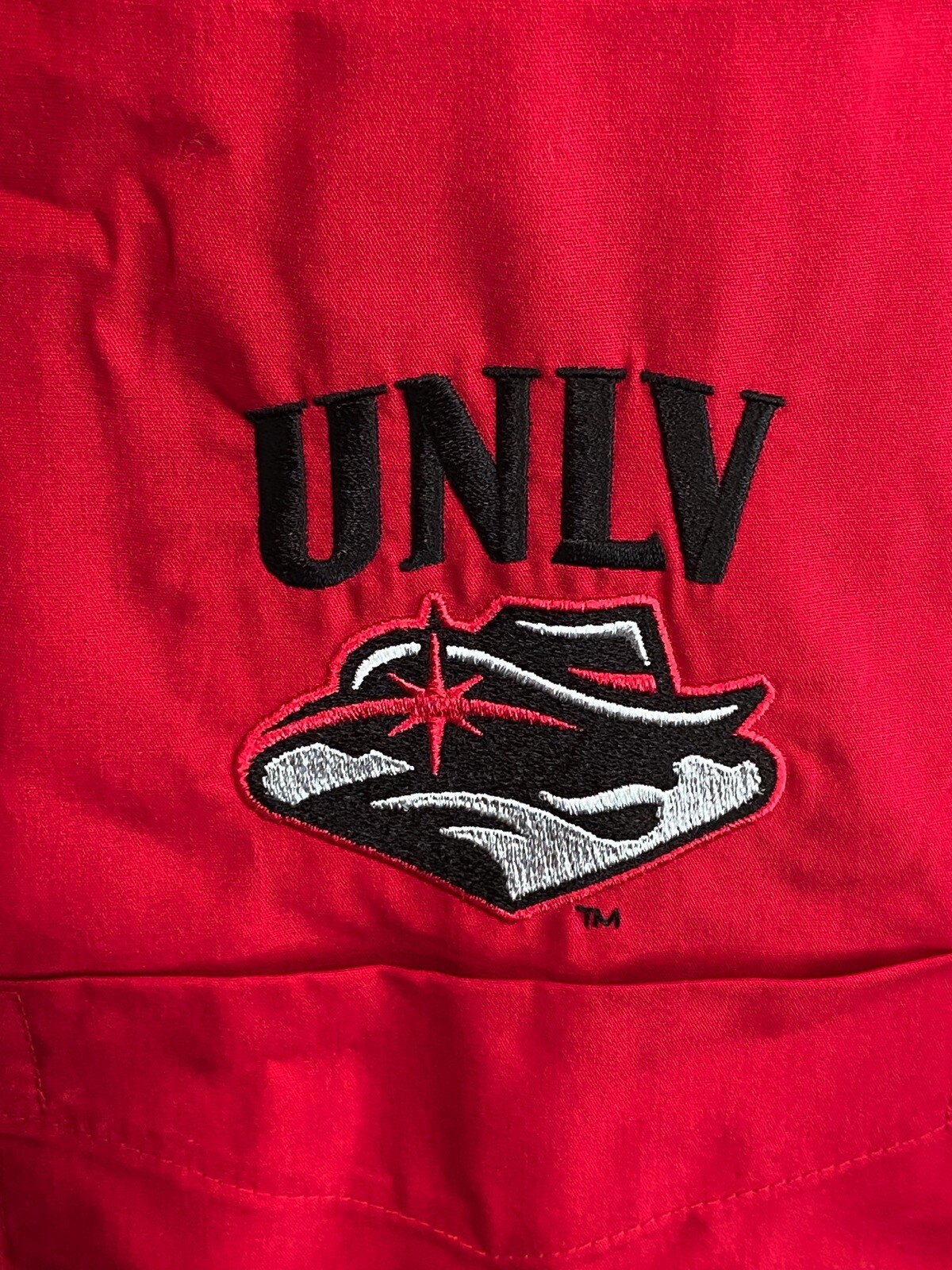 Antigua embroidered UNLV Rebels LONG SLEEVE SHIRT XL 17.5 x 35/36 gallery