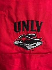 Antigua embroidered UNLV Rebels LONG SLEEVE SHIRT XL 17.5 x 35/36