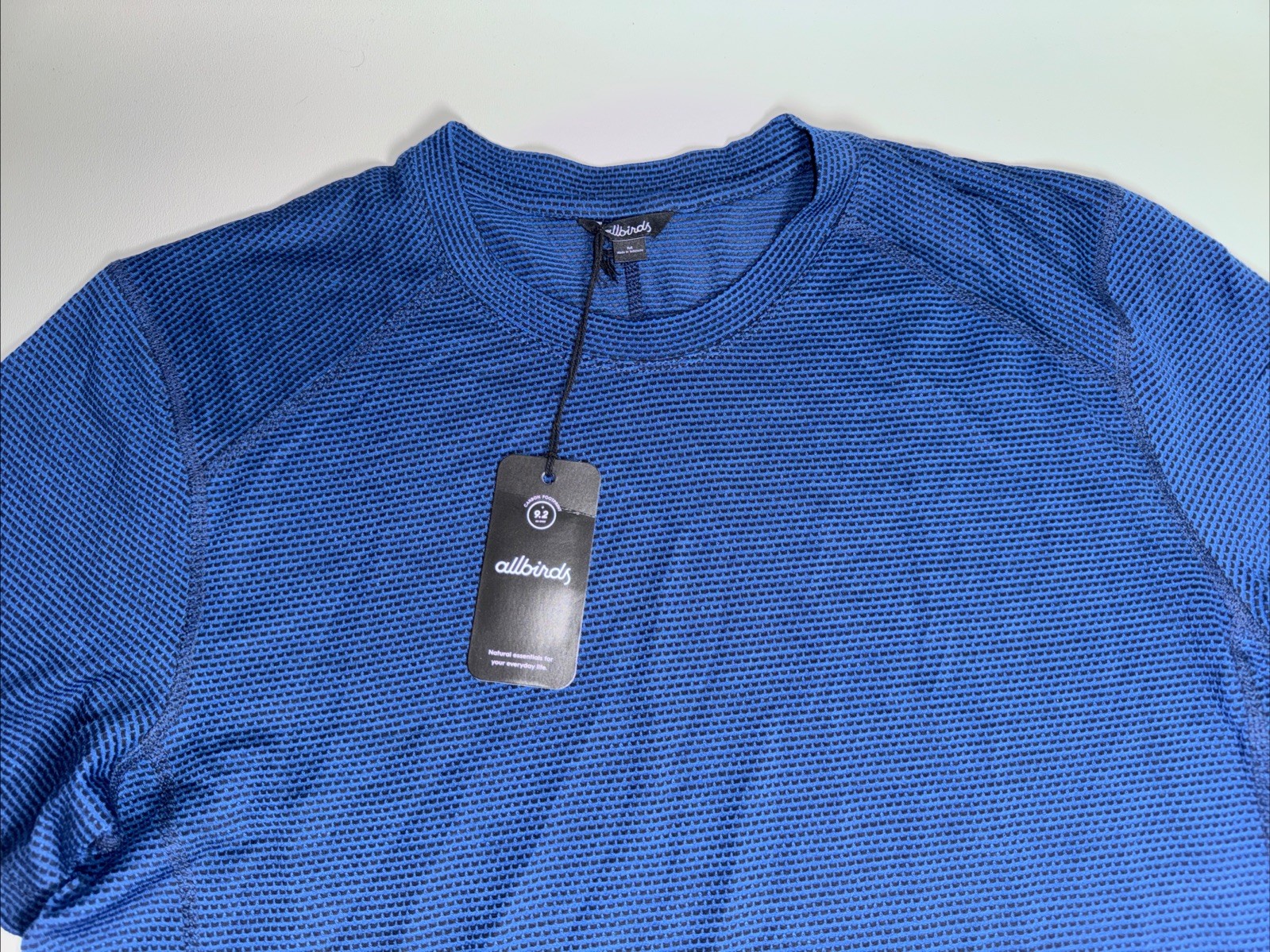 Allbirds Natural Run Tee T Shirt Size Medium Navy Blue NWT Wool Blend gallery