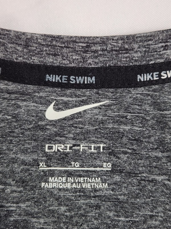 Nike Swim Performance Shirt Men XL Gray Long Sleeve Dri Fit Activewear Adult Tee gallery