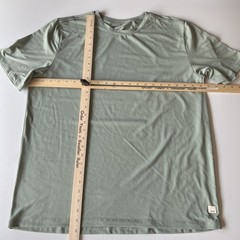 Vuori Current Tech Tee Men’s XL Greenish Gray Performance Stretch – V195