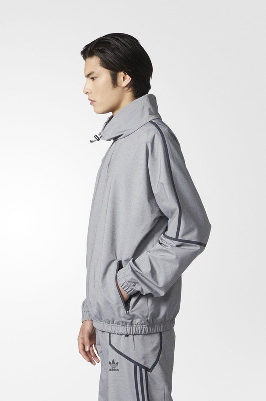 Adidas Taped Mock Neck Pullover Jacket Size Small $99 gallery