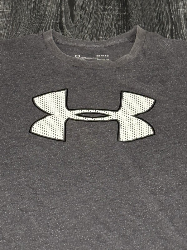 Under Armour HeatGear Gray Solid Crew Neck Logo Loose Fit T-Shirt Men’s M gallery