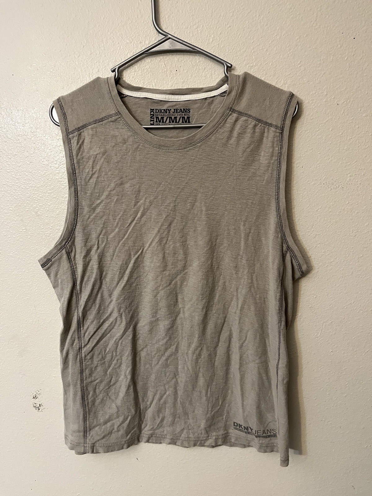DKNY Men's Gray Solid Tank Top - Size Medium gallery