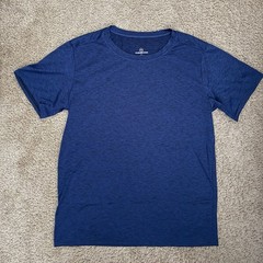 RealEssentials Compression Fit Shirt – Size: Men’s L