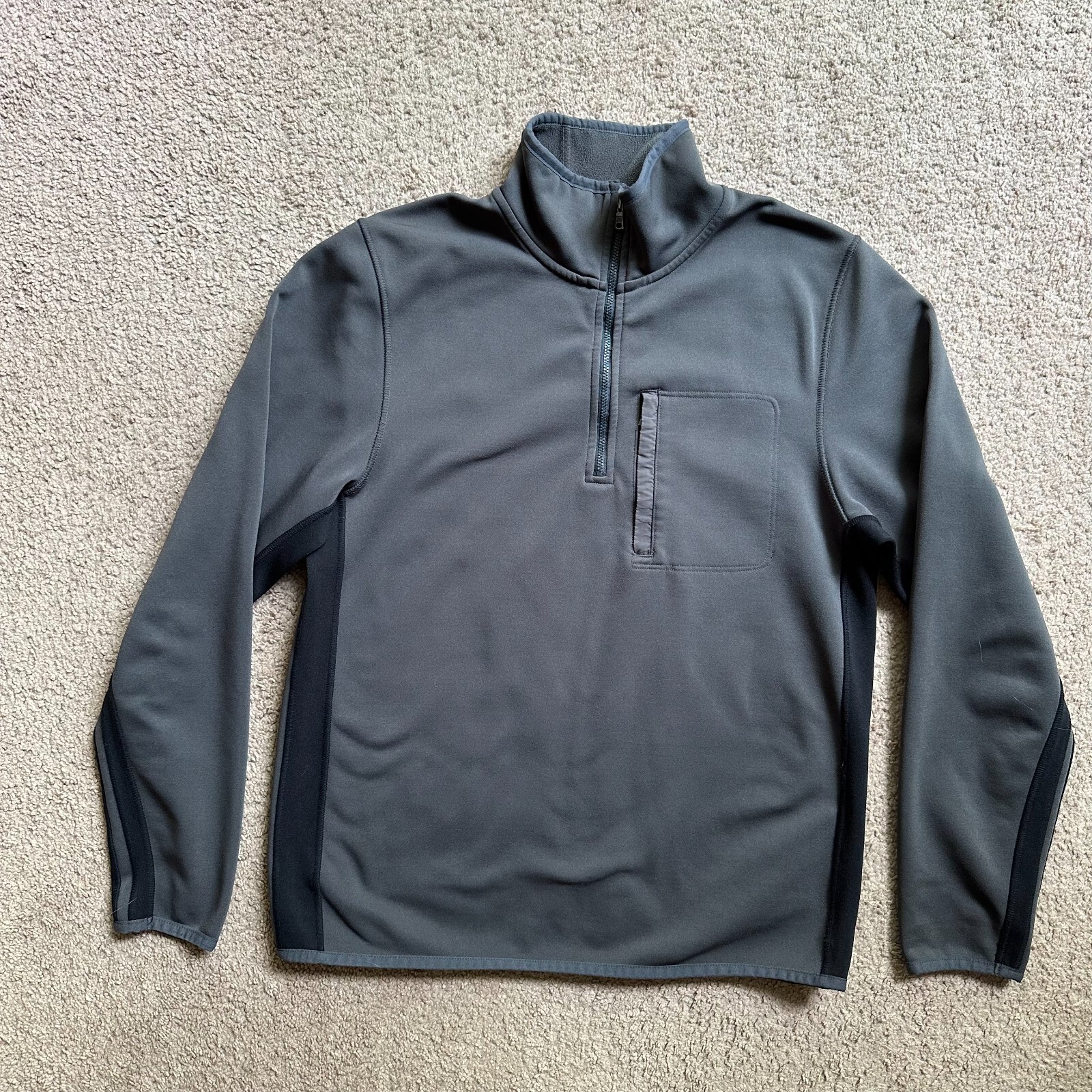 Banana Republic Sweater Mens Medium Mock Neck 1/4 Zip Fleece Pockets Grey Black gallery