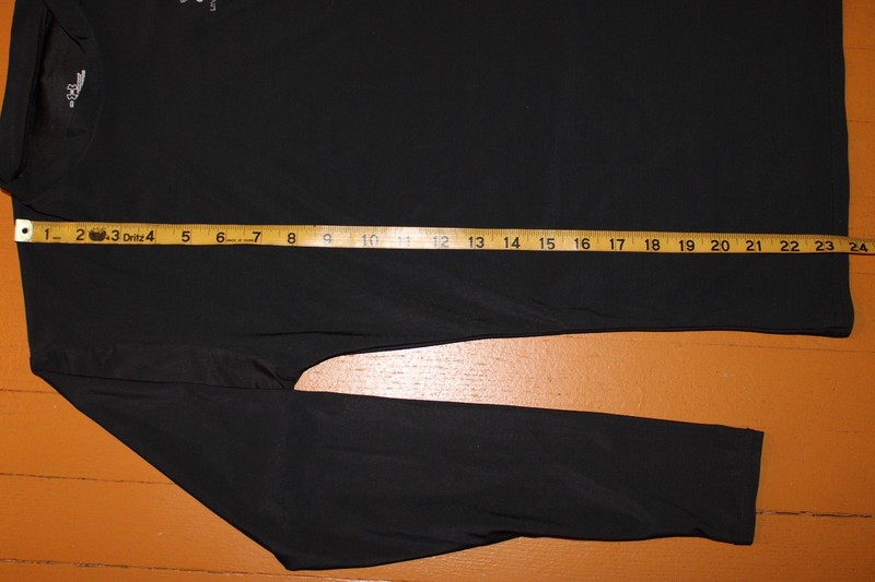 Under Armour Men's Black Compression Shirt Size MD Medium Cationic Polyester 82% gallery