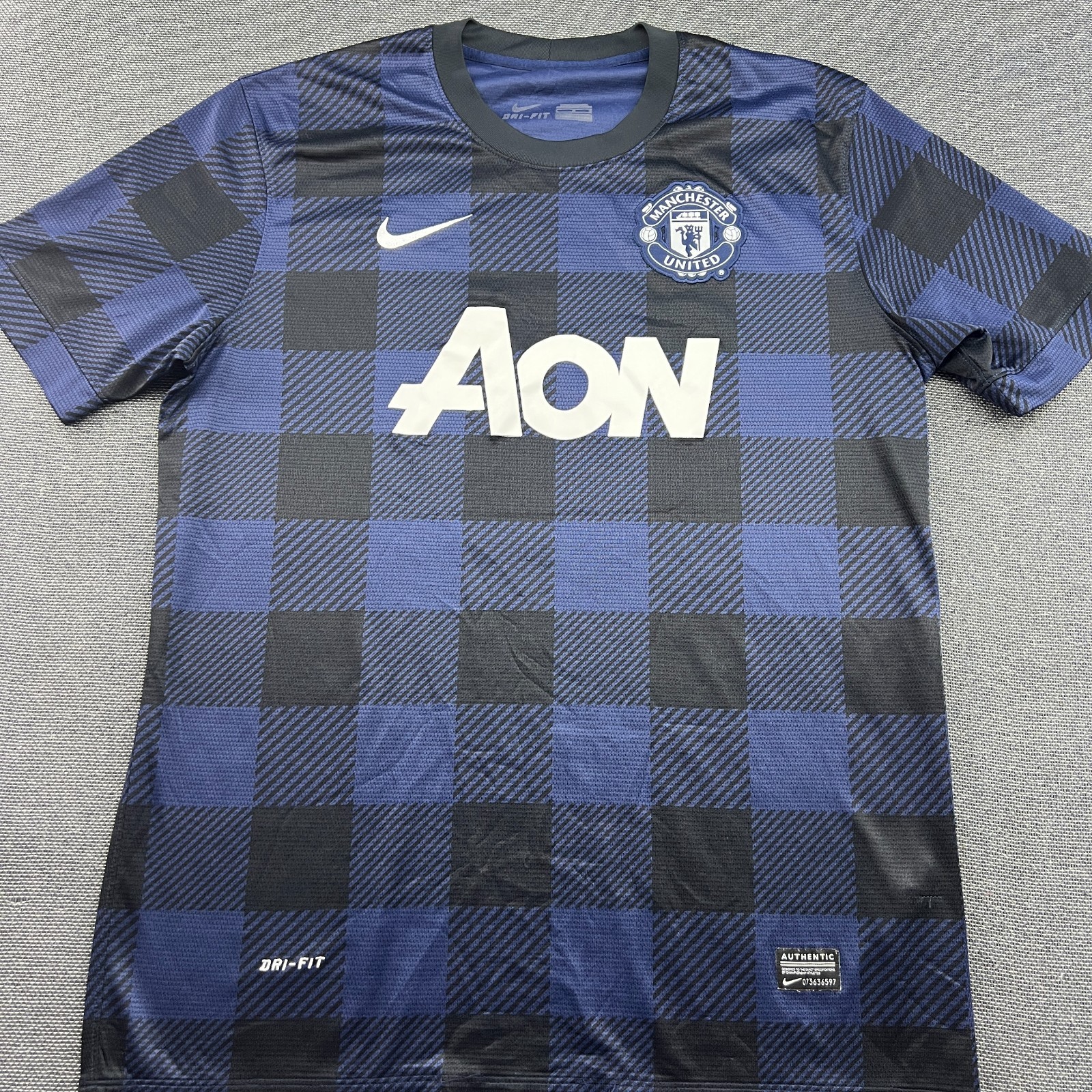 Manchester United 2013 2014 Away Mens Football Jersey Large Shirt Soccer Nike gallery