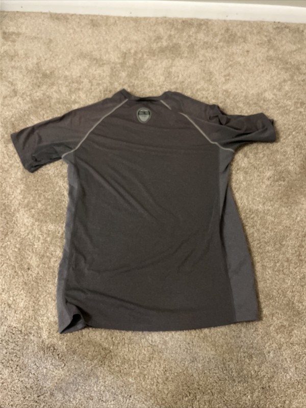 Nike Mens Size Medium Gray Short Sleeve Workout Shirt Lightweight Gym gallery