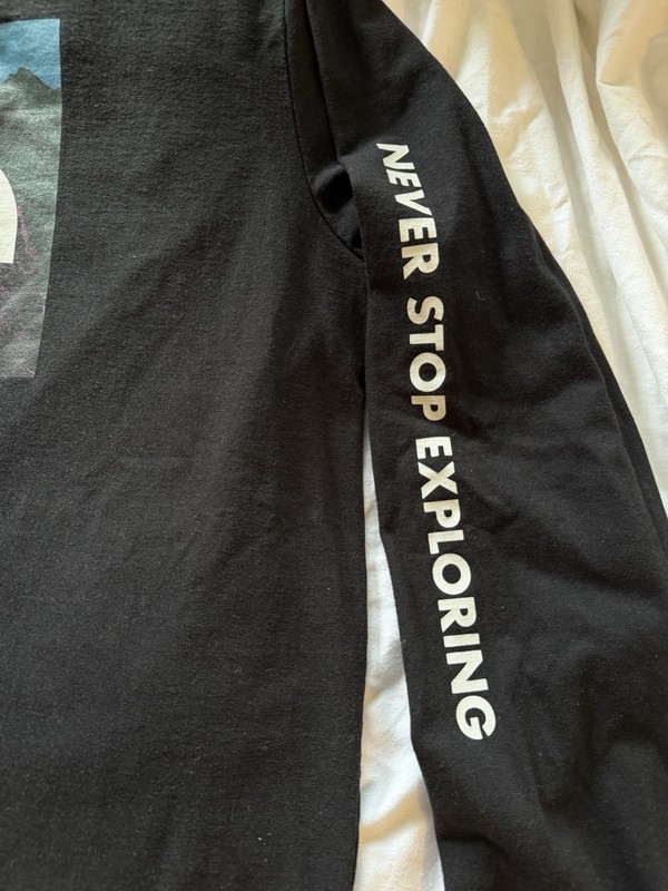 The North Face Never Stop Exploring Graphic Logo Long Sleeve Crew Neck Tee L gallery