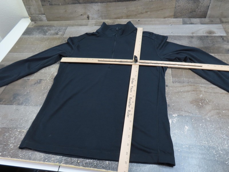 NOBULL Pullover Mens Medium Black Merino Wool 1/4 Zip Athletic Training Top gallery